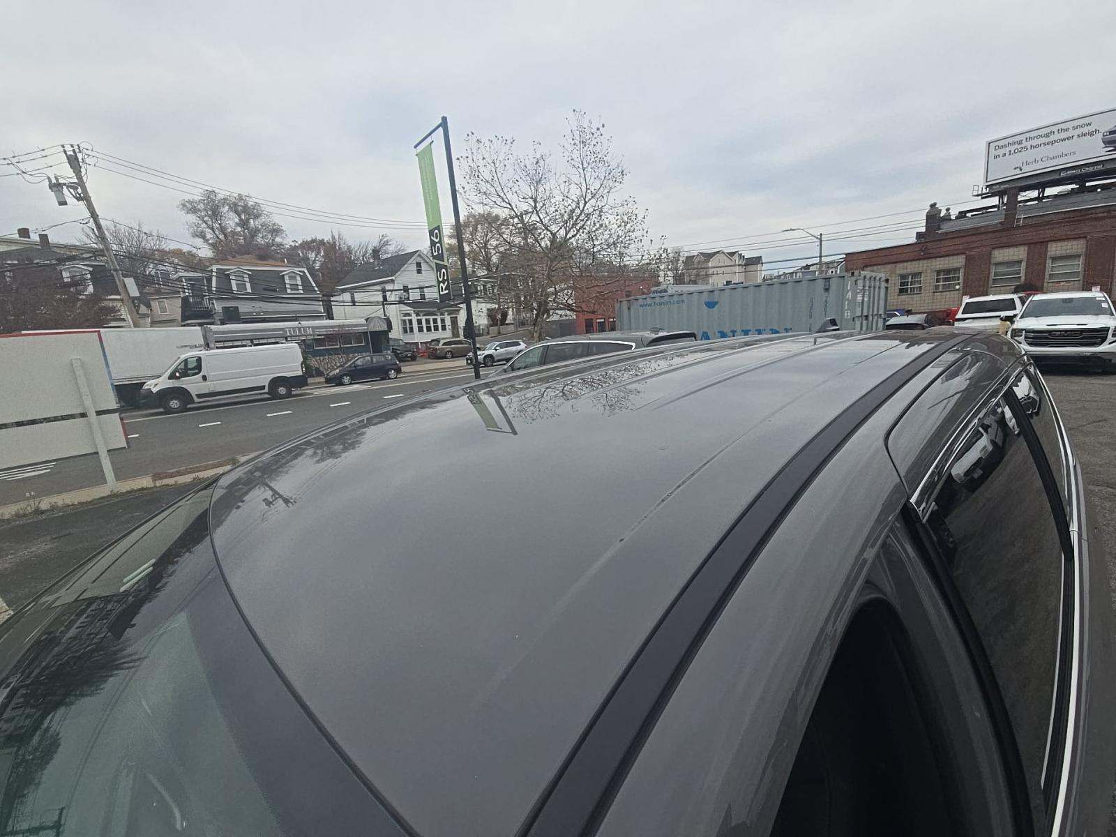 2025 Chrysler Pacifica Hybrid Select FWD