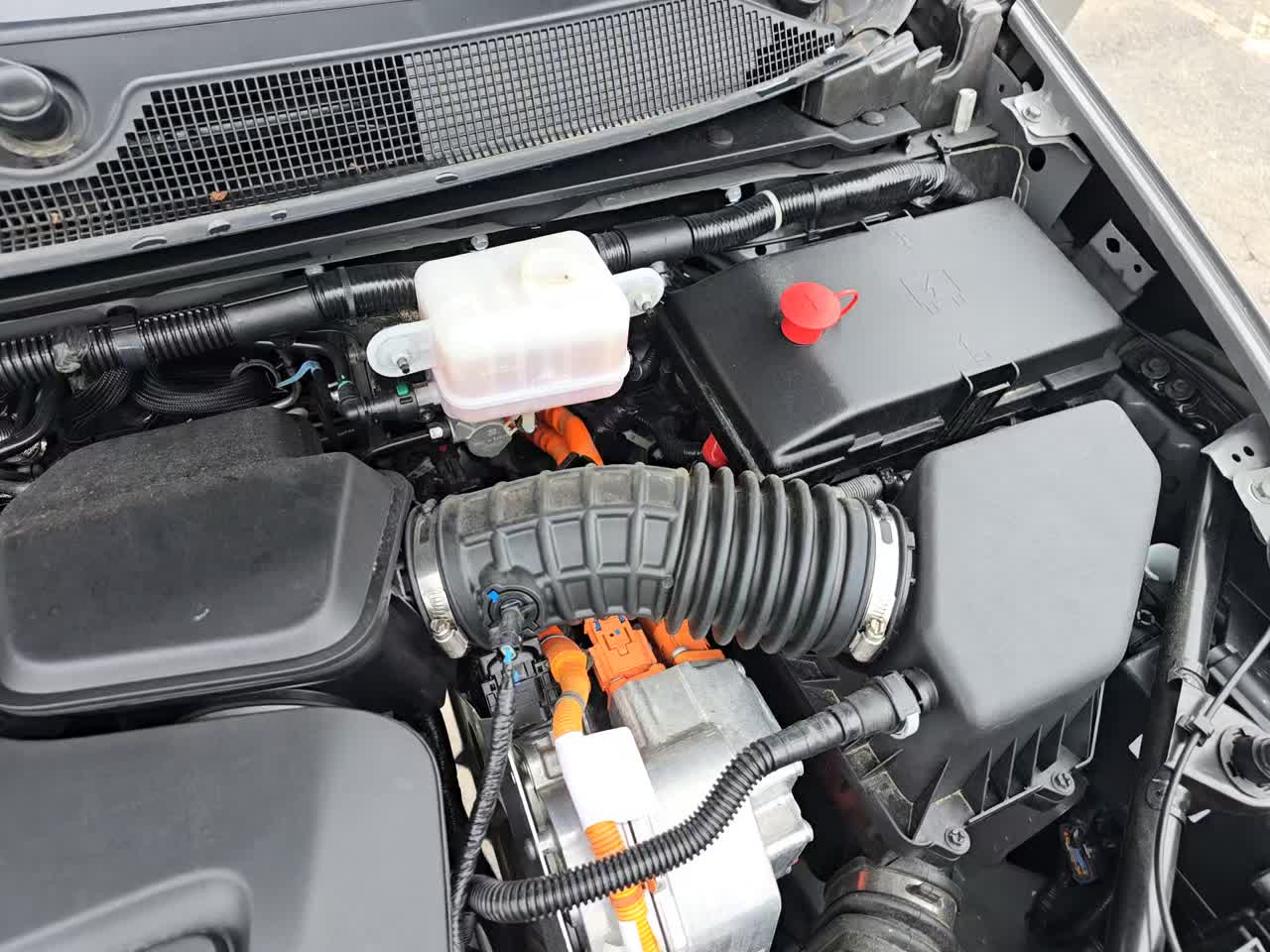 2025 Chrysler Pacifica Hybrid Select FWD