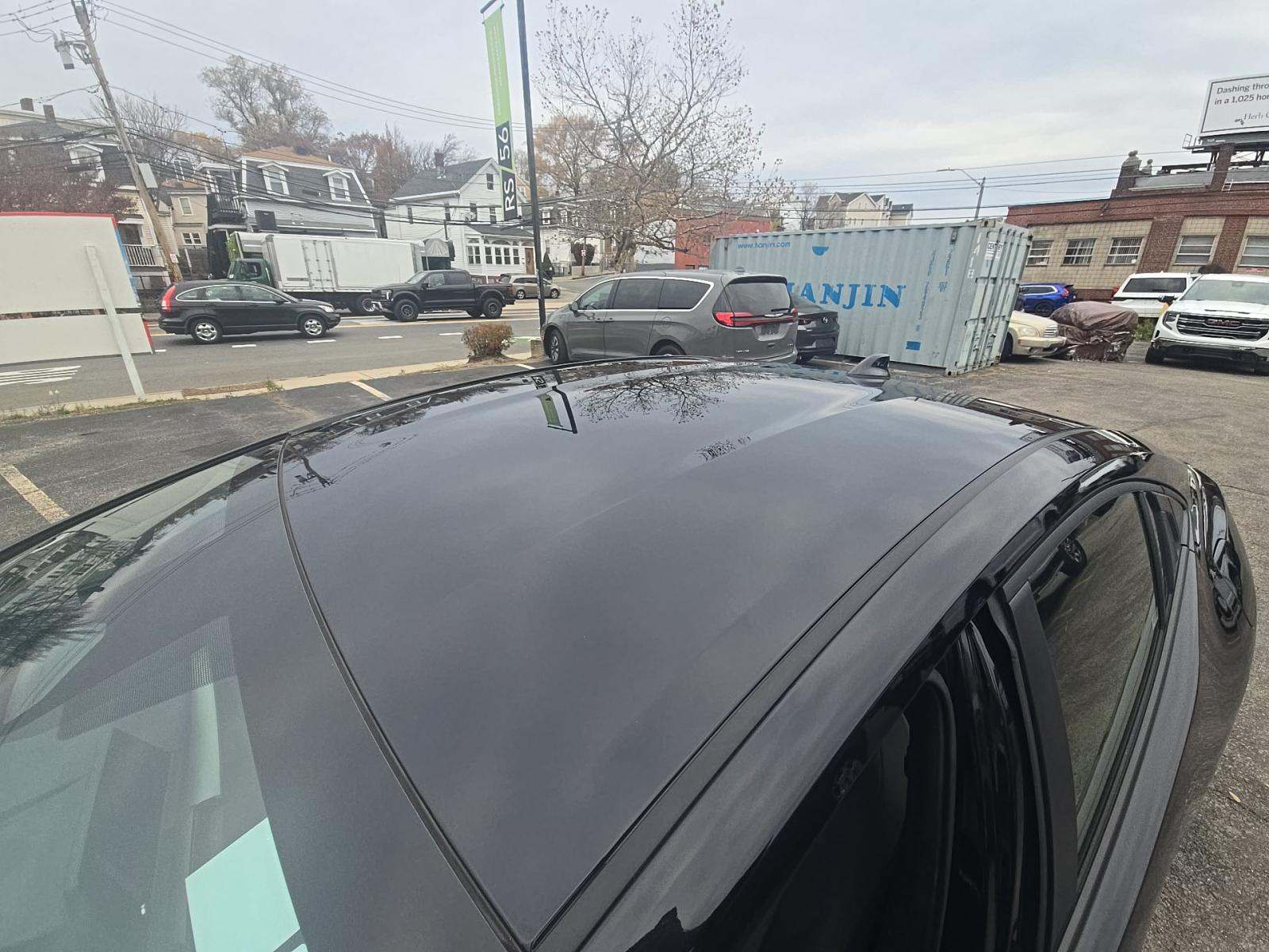 2025 Toyota Prius LE FWD