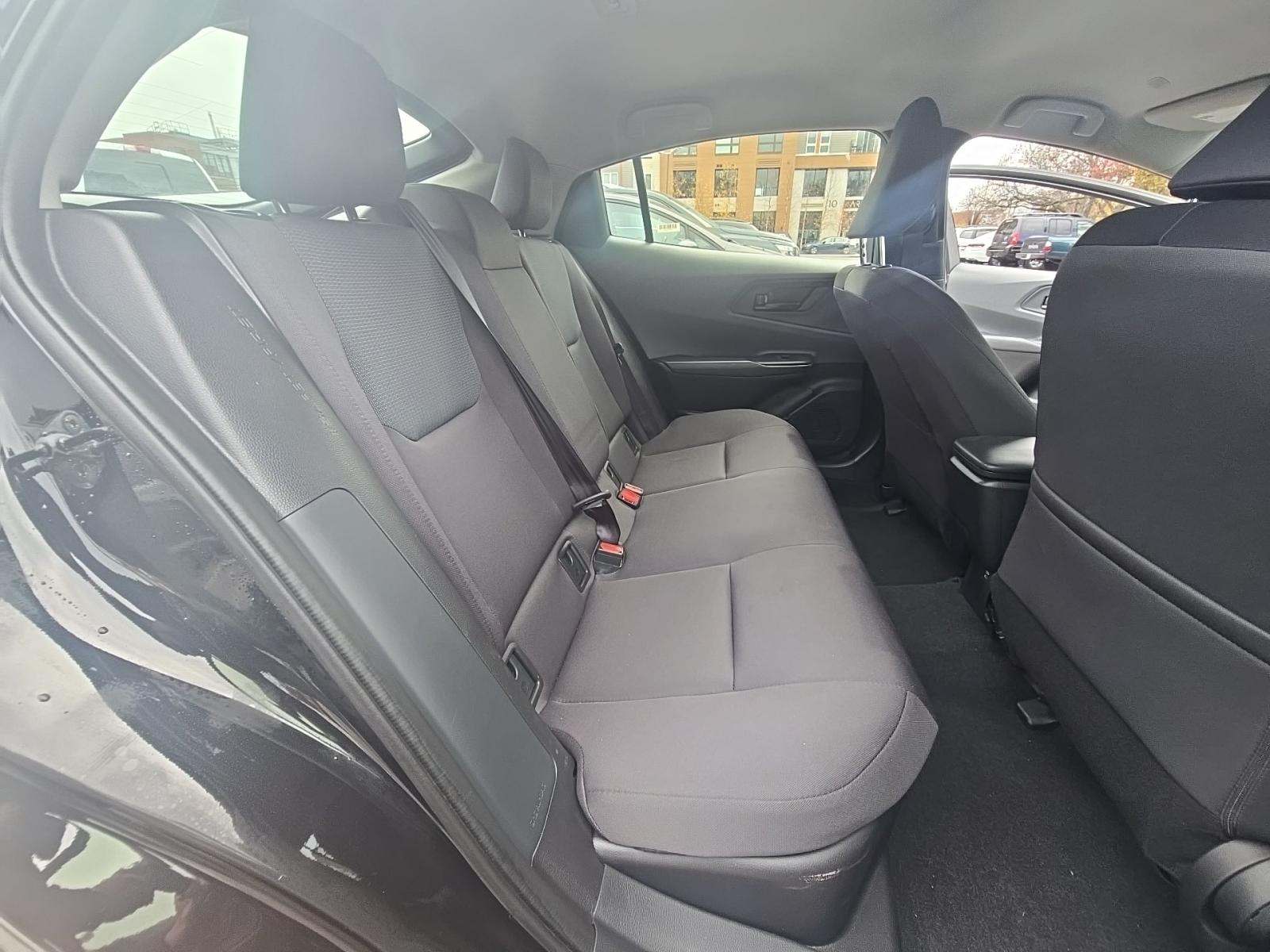 2025 Toyota Prius LE FWD