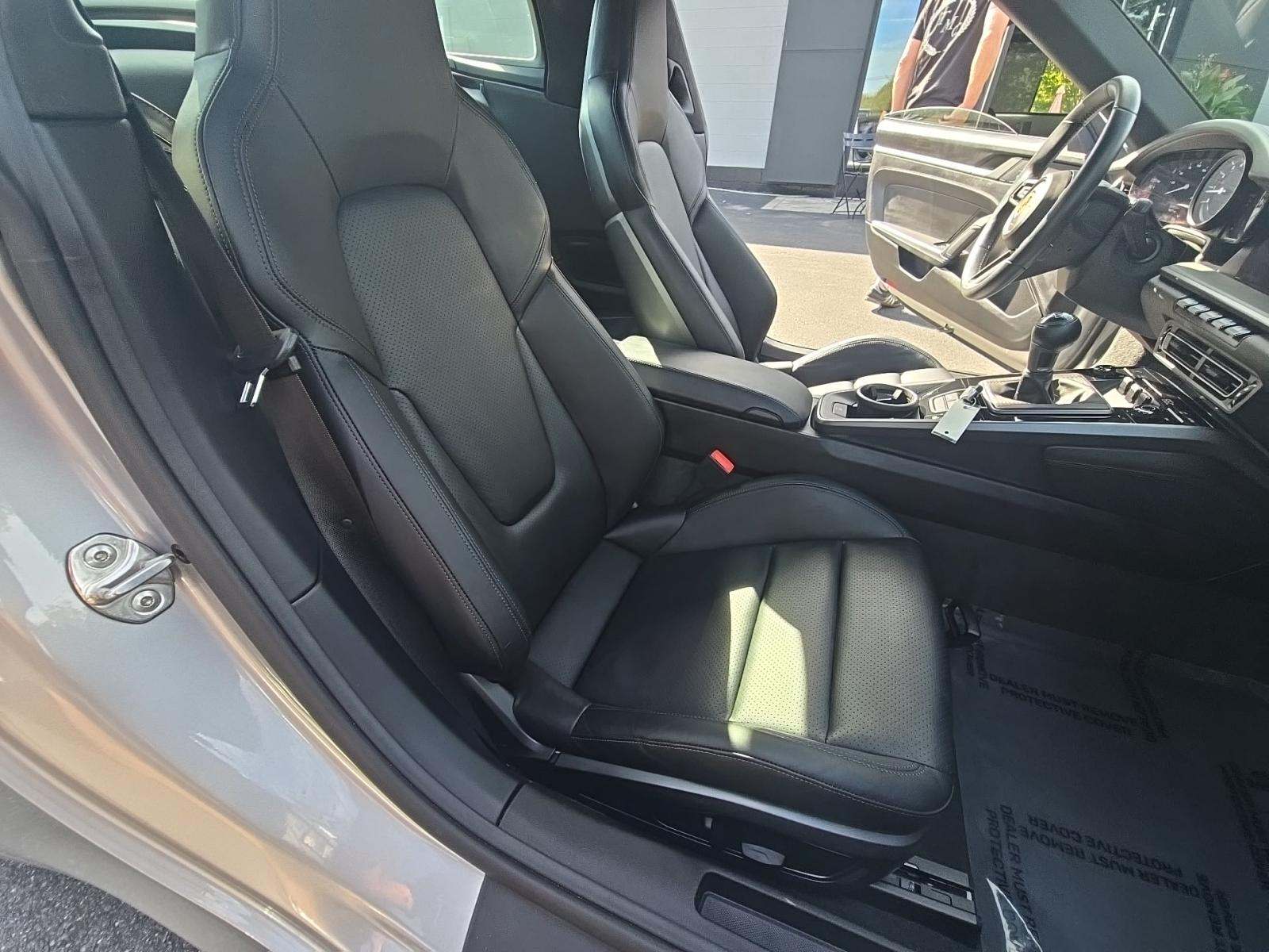 2022 Porsche 911 4S Targa AWD