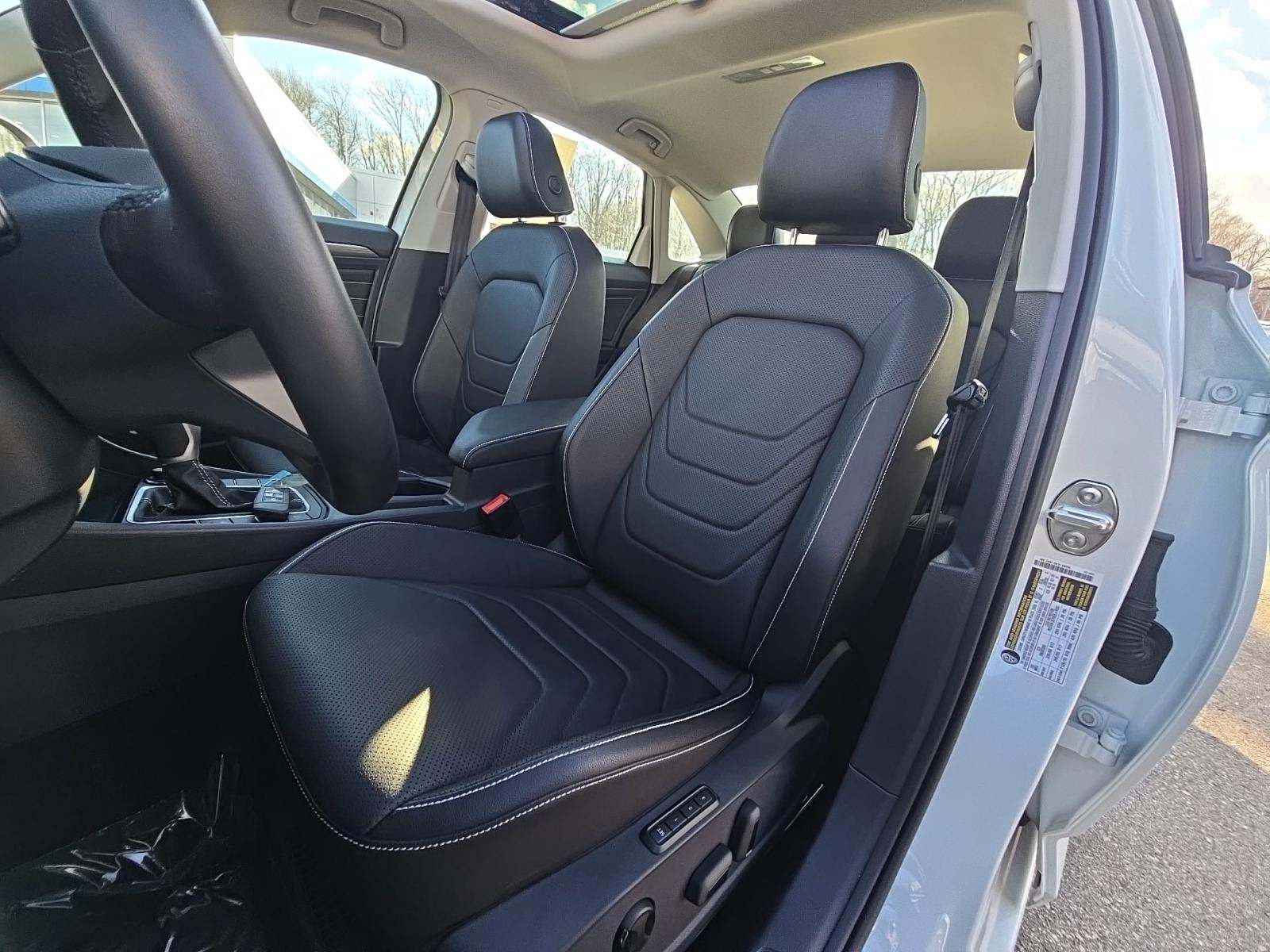 2023 Volkswagen Jetta 1.5T SEL FWD