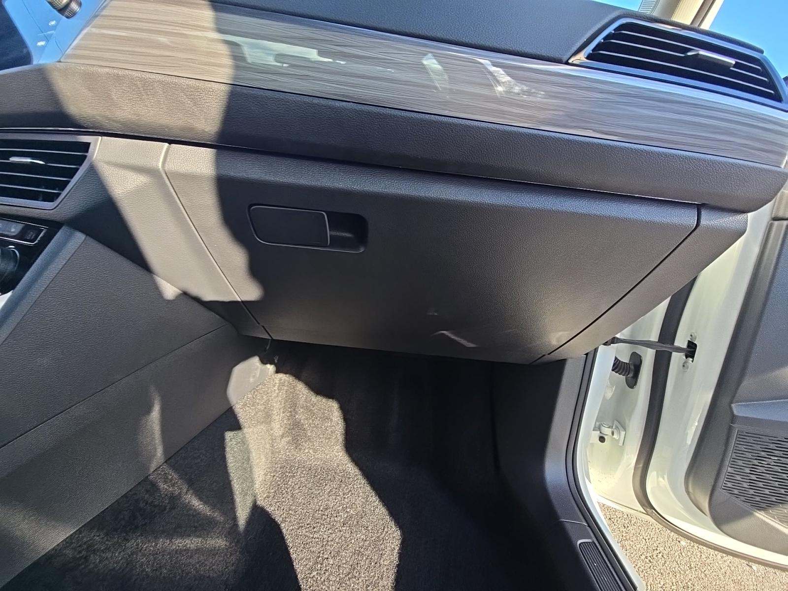 2023 Volkswagen Jetta 1.5T SEL FWD