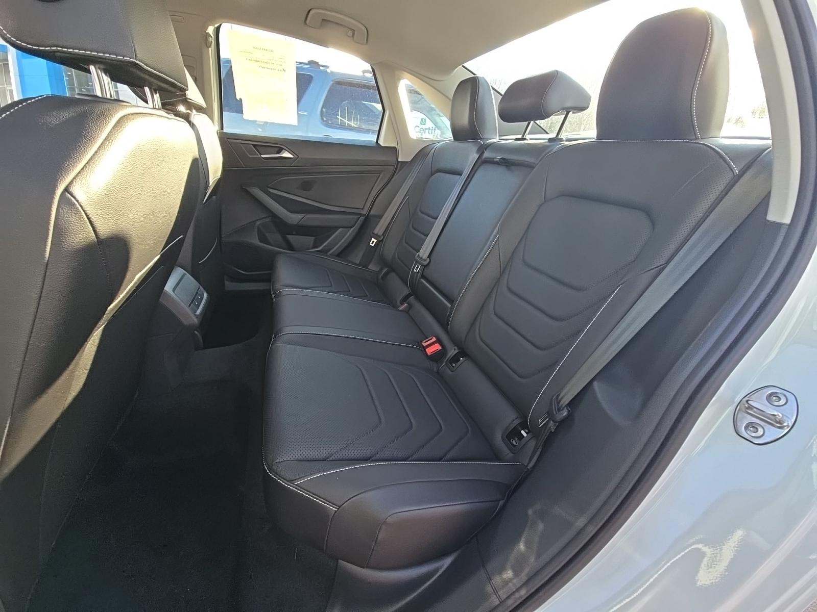 2023 Volkswagen Jetta 1.5T SEL FWD