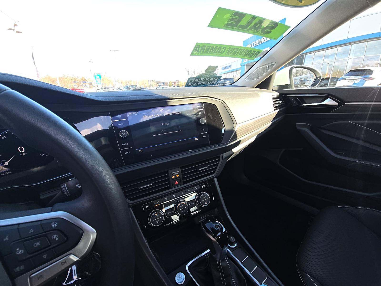 2023 Volkswagen Jetta 1.5T SEL FWD