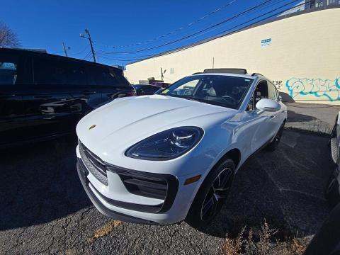 2022 Porsche Macan Base AWD