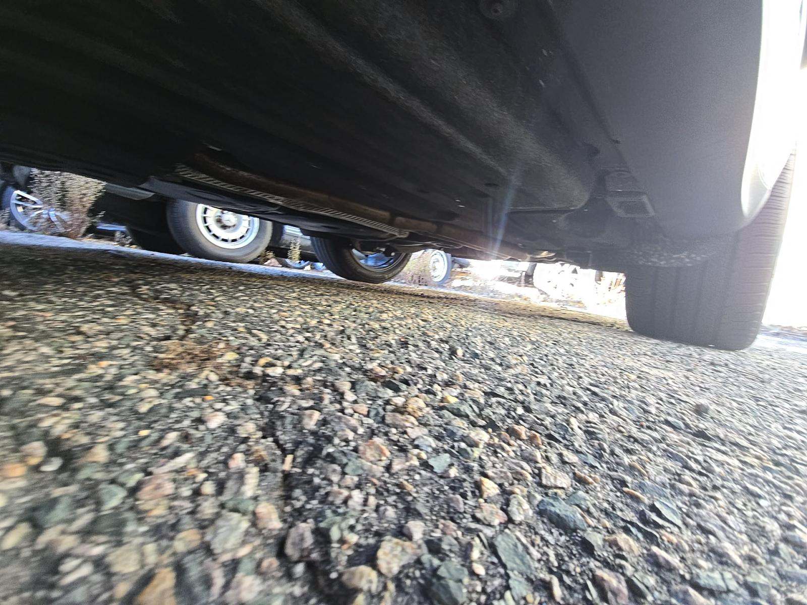 2022 Porsche Macan Base AWD