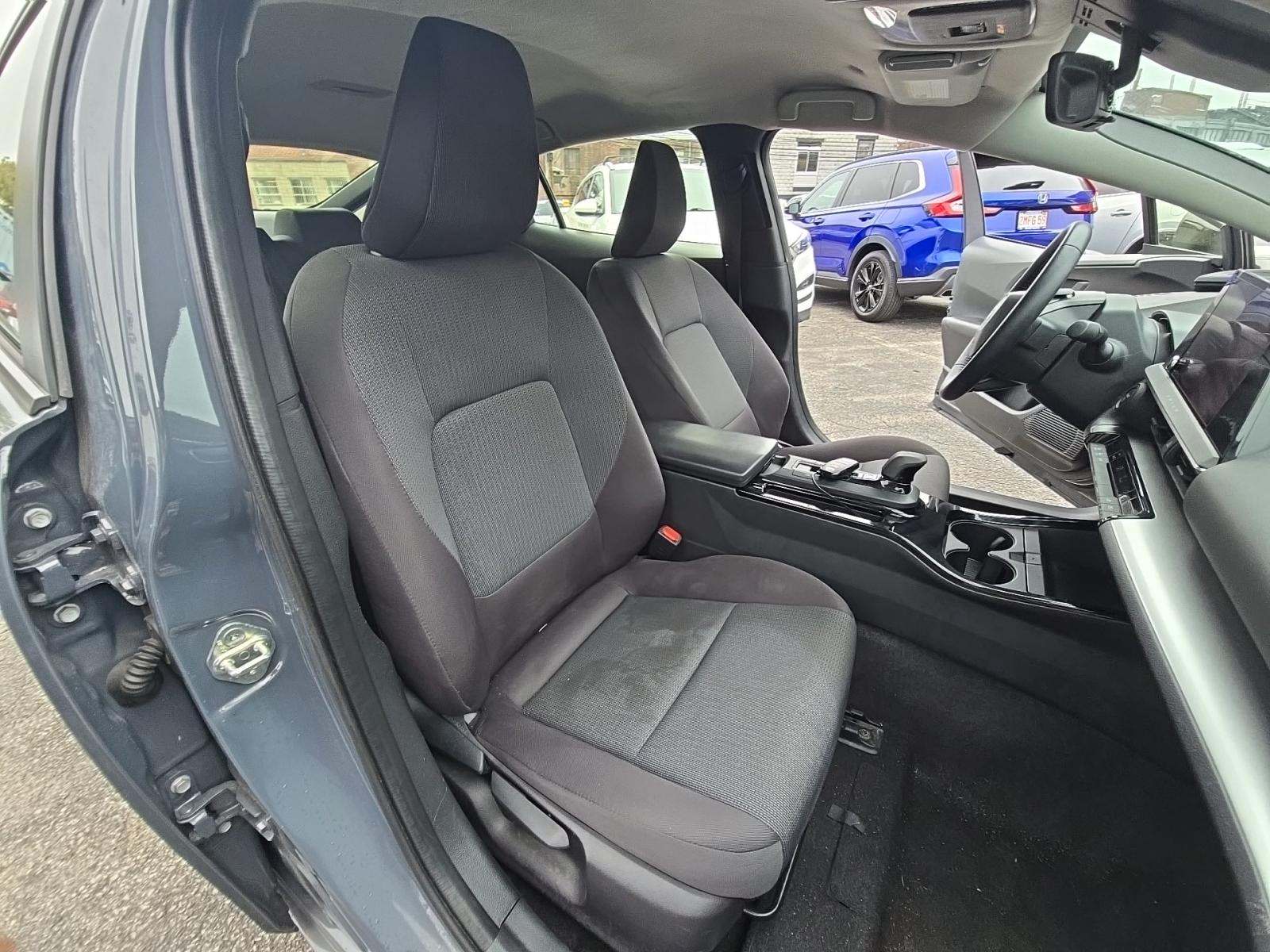 2024 Toyota Prius LE FWD