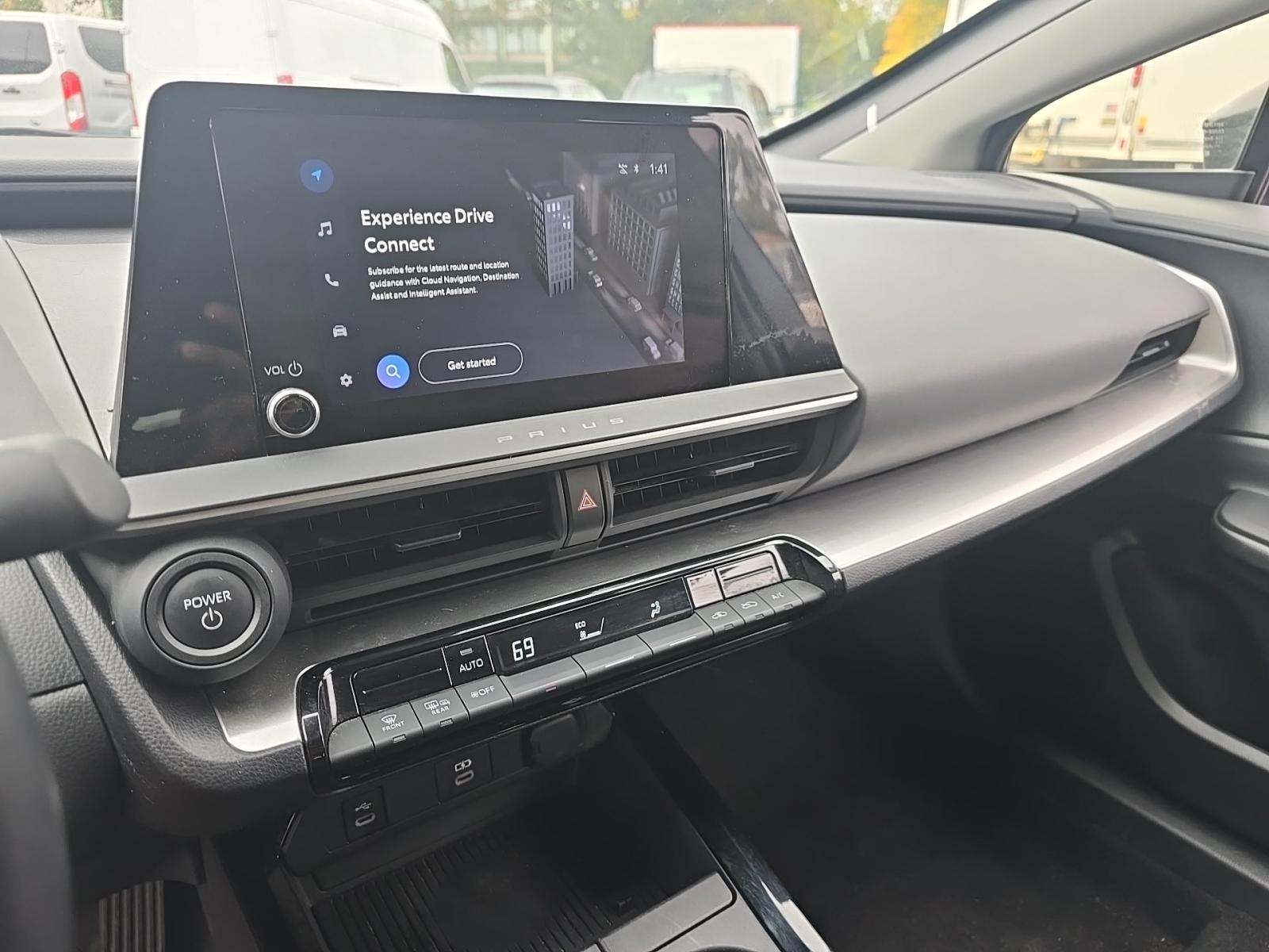 2024 Toyota Prius LE FWD