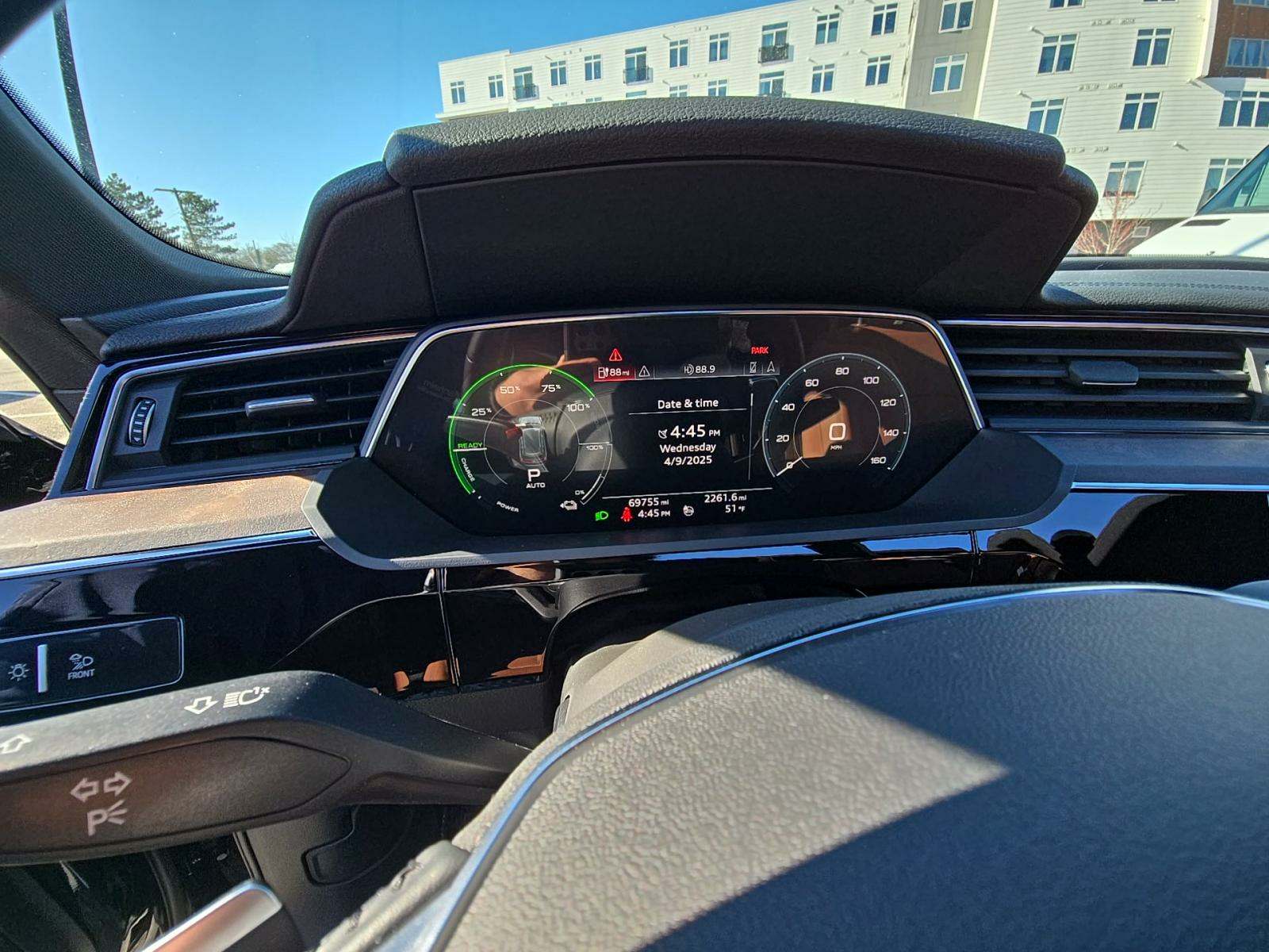 2019 Audi e-tron Premium Plus AWD