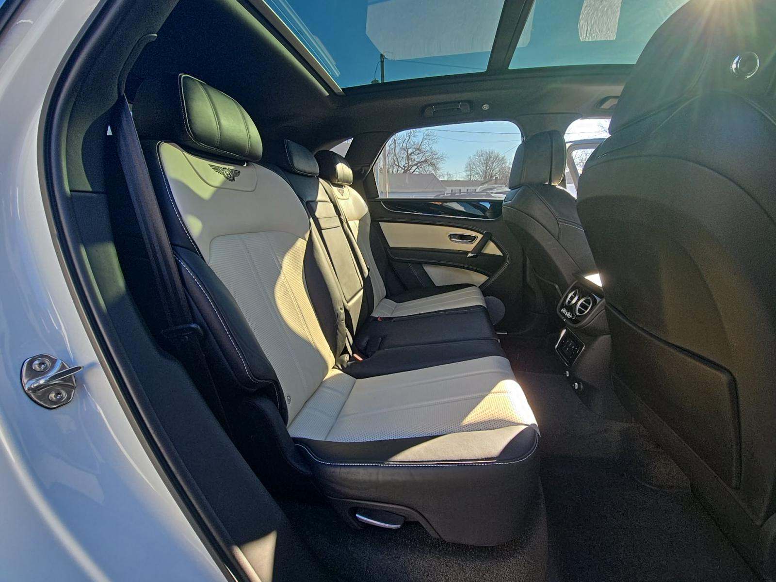 2019 Bentley Bentayga V8 AWD