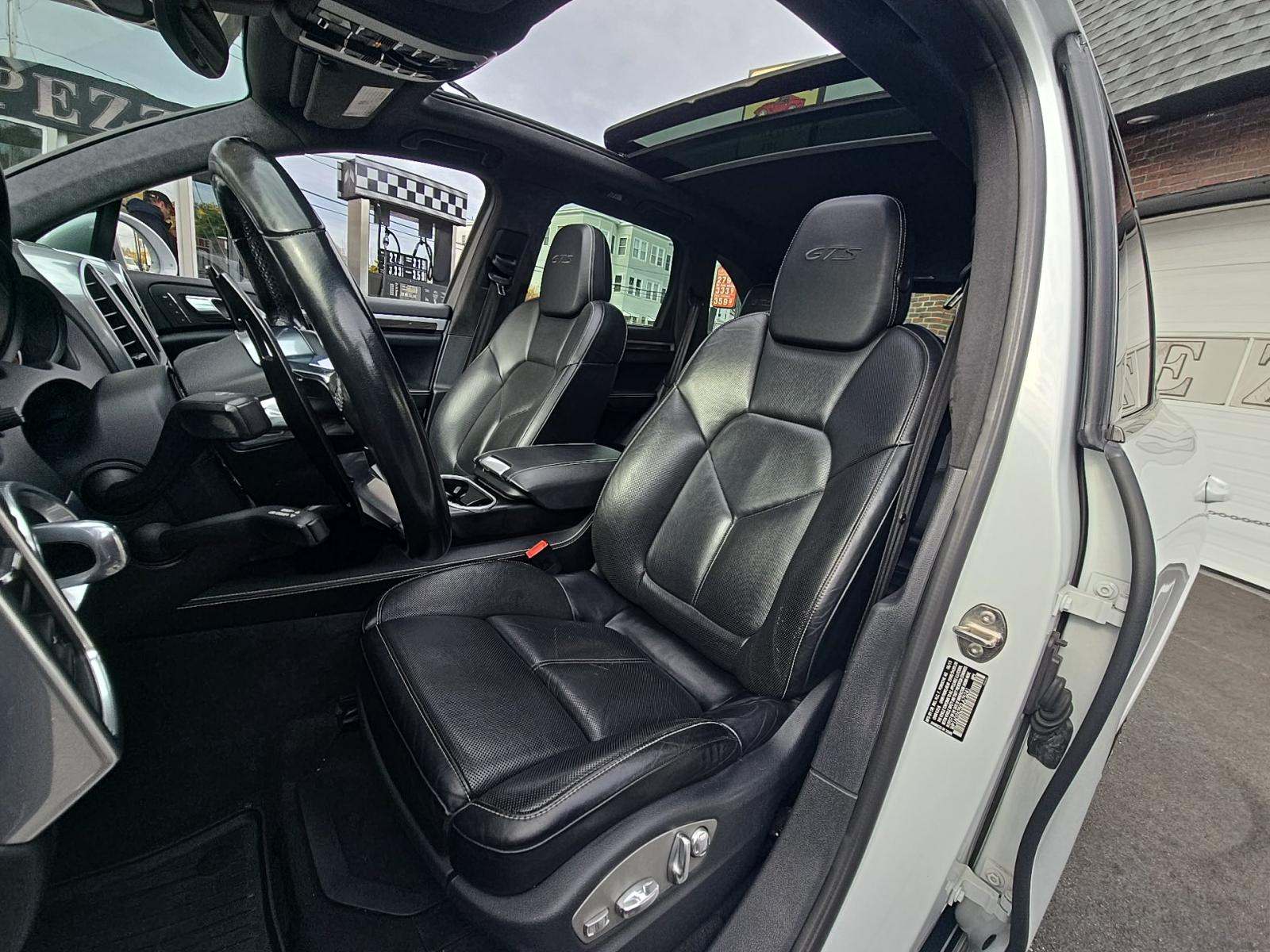 2016 Porsche Cayenne GTS AWD