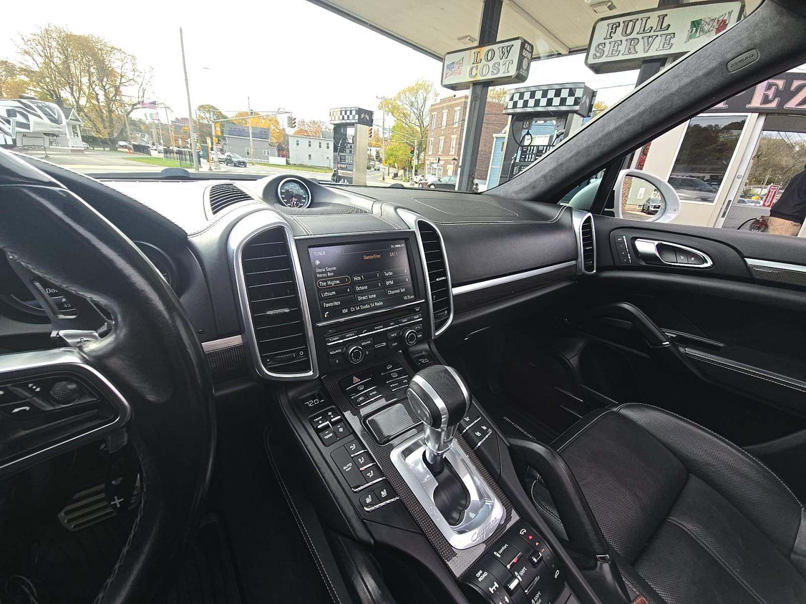 2016 Porsche Cayenne GTS AWD