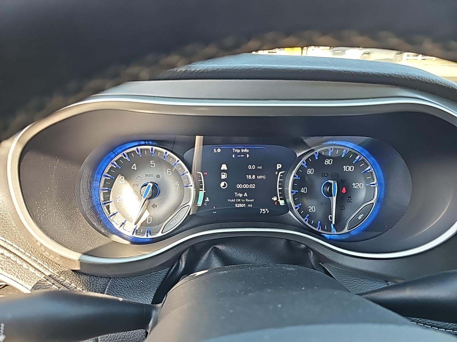 2023 Chrysler Pacifica Touring L FWD