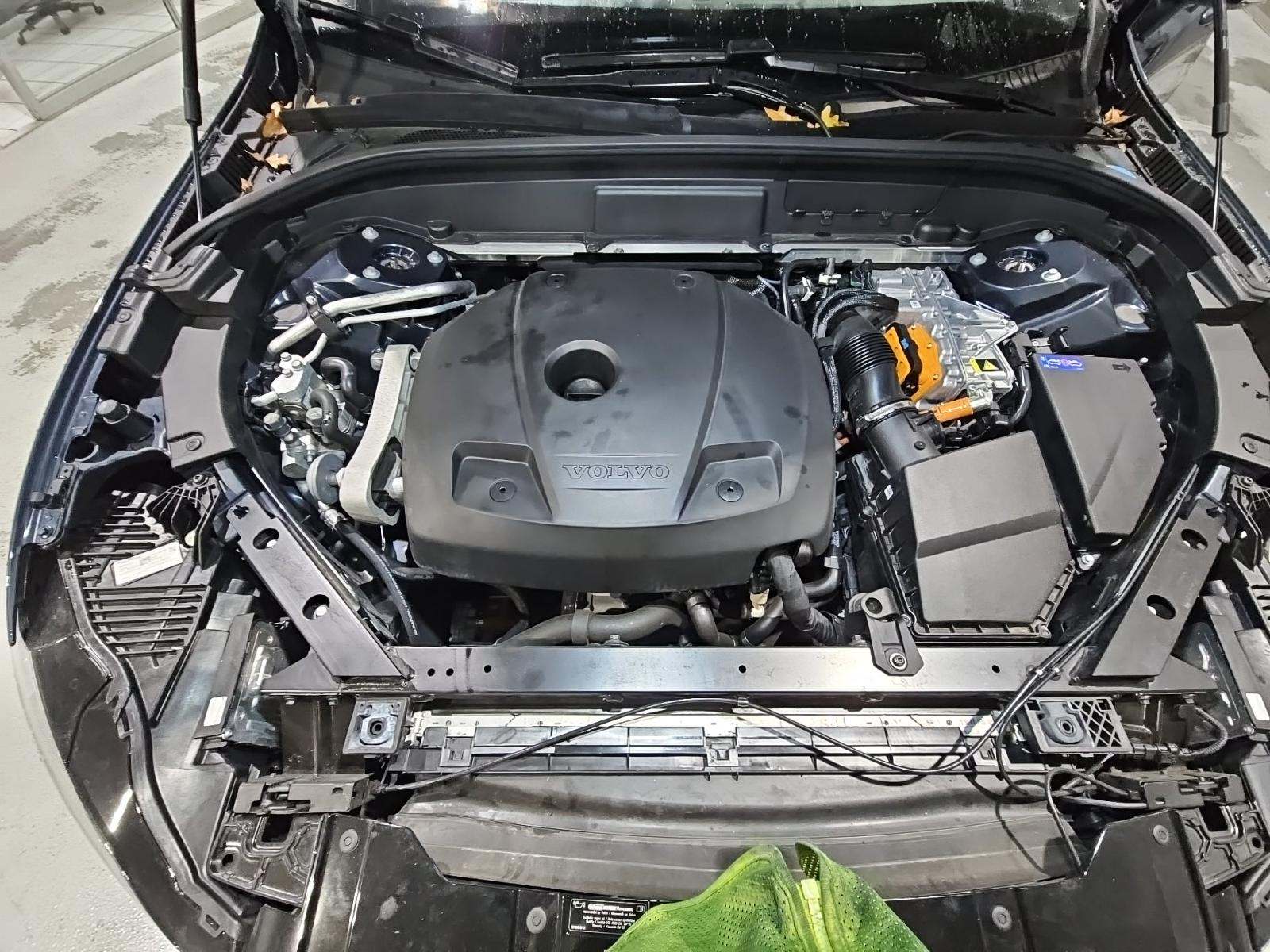 2024 Volvo XC60 Recharge T8 Core AWD