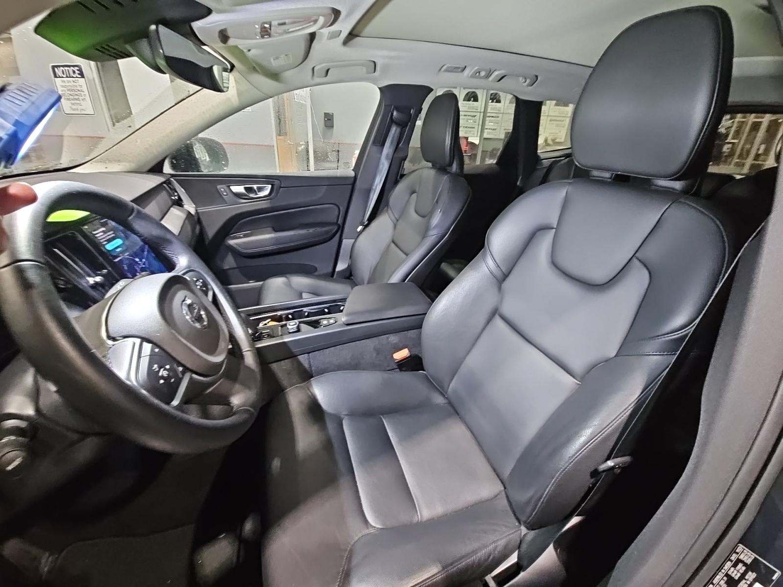 2024 Volvo XC60 Recharge T8 Core AWD