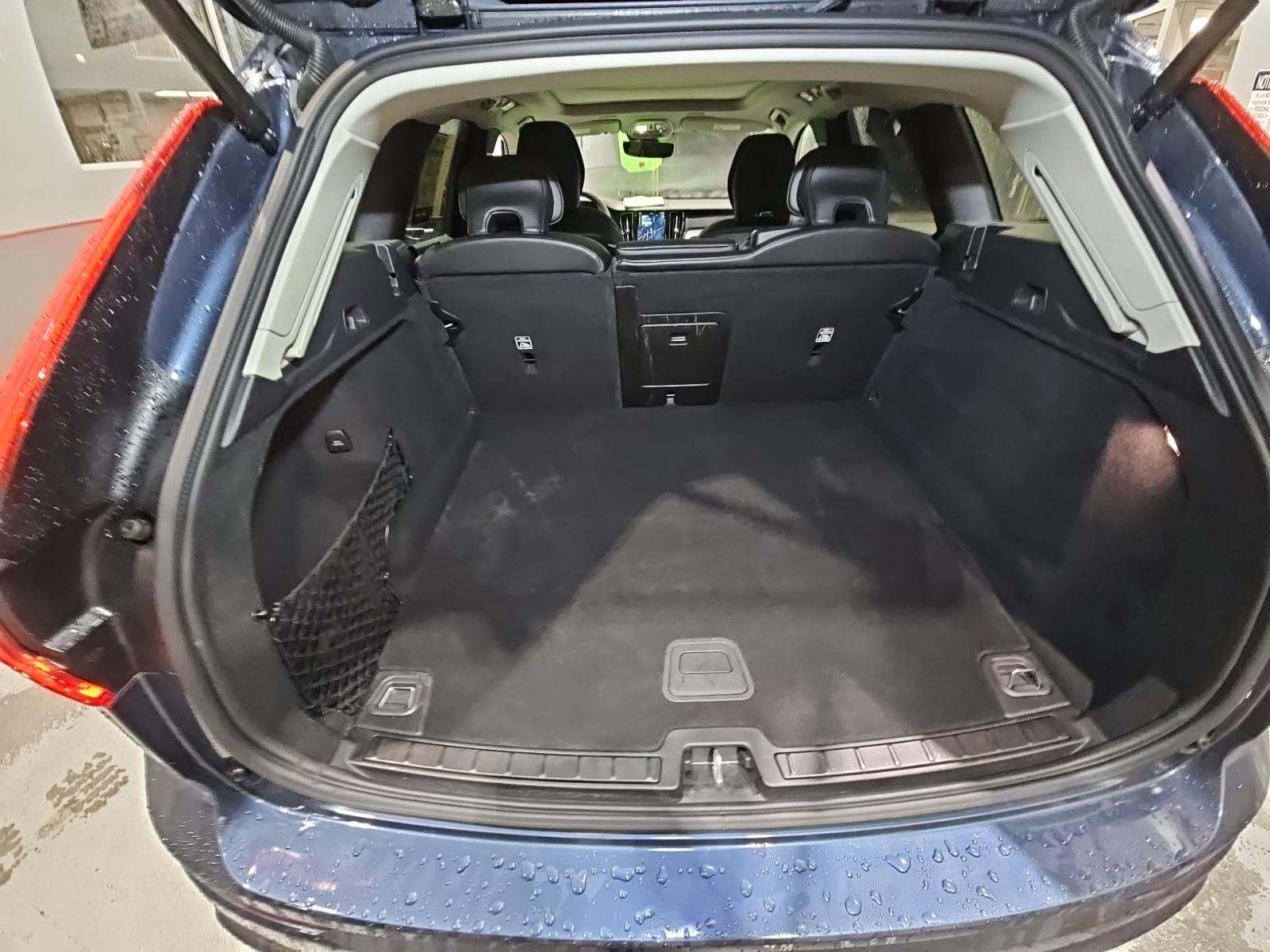 2024 Volvo XC60 Recharge T8 Core AWD