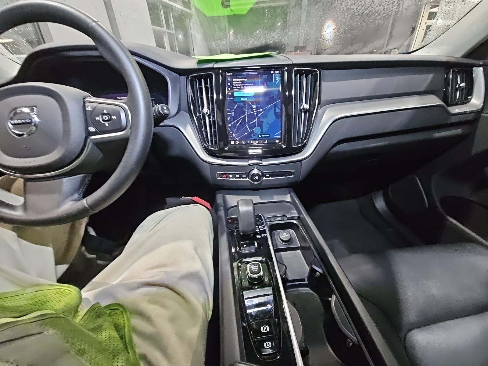 2024 Volvo XC60 Recharge T8 Core AWD