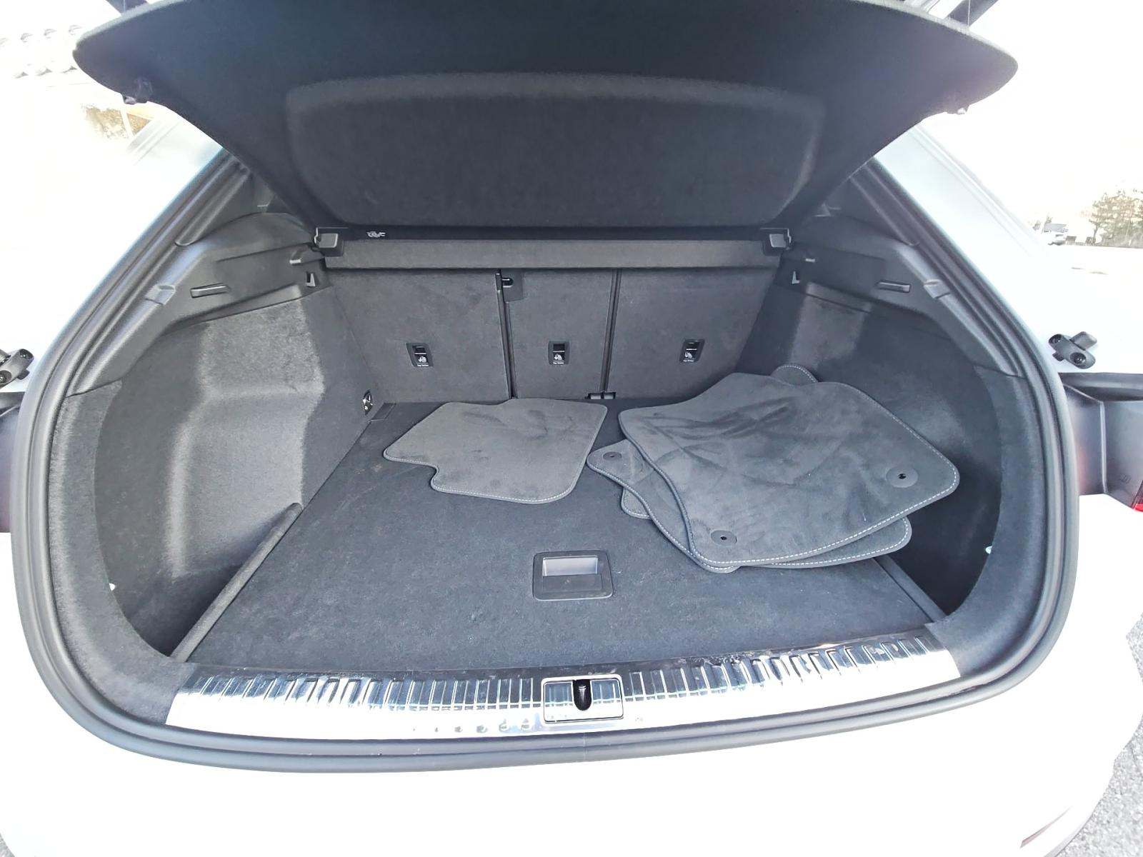 2025 Audi Q3 S line Premium AWD