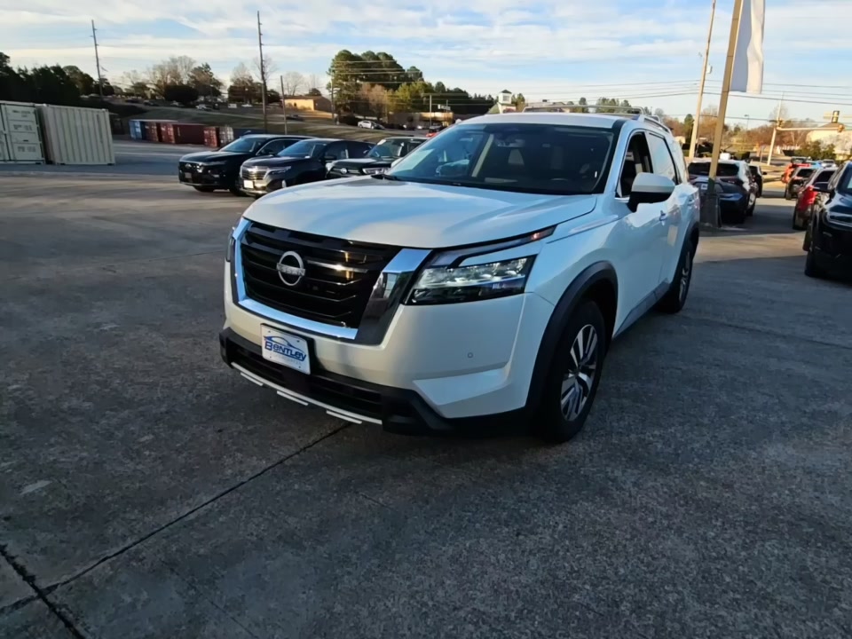2023 Nissan Pathfinder SL AWD
