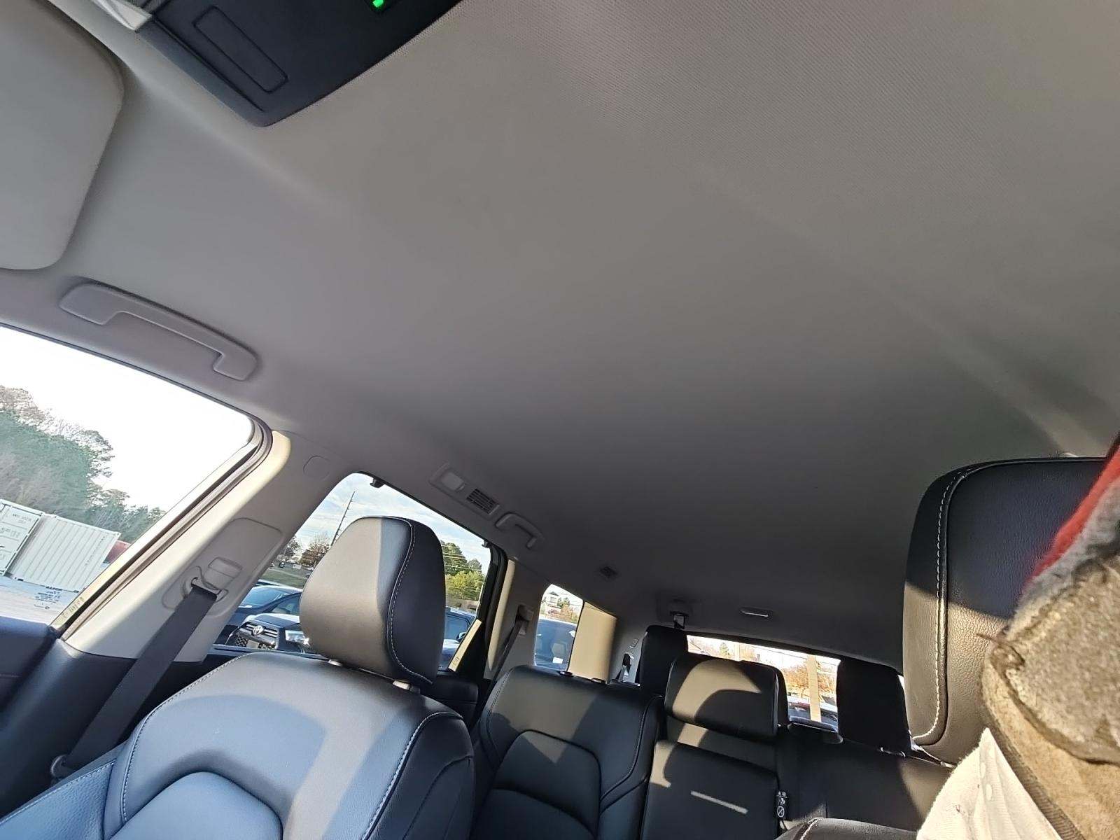 2023 Nissan Pathfinder SL AWD