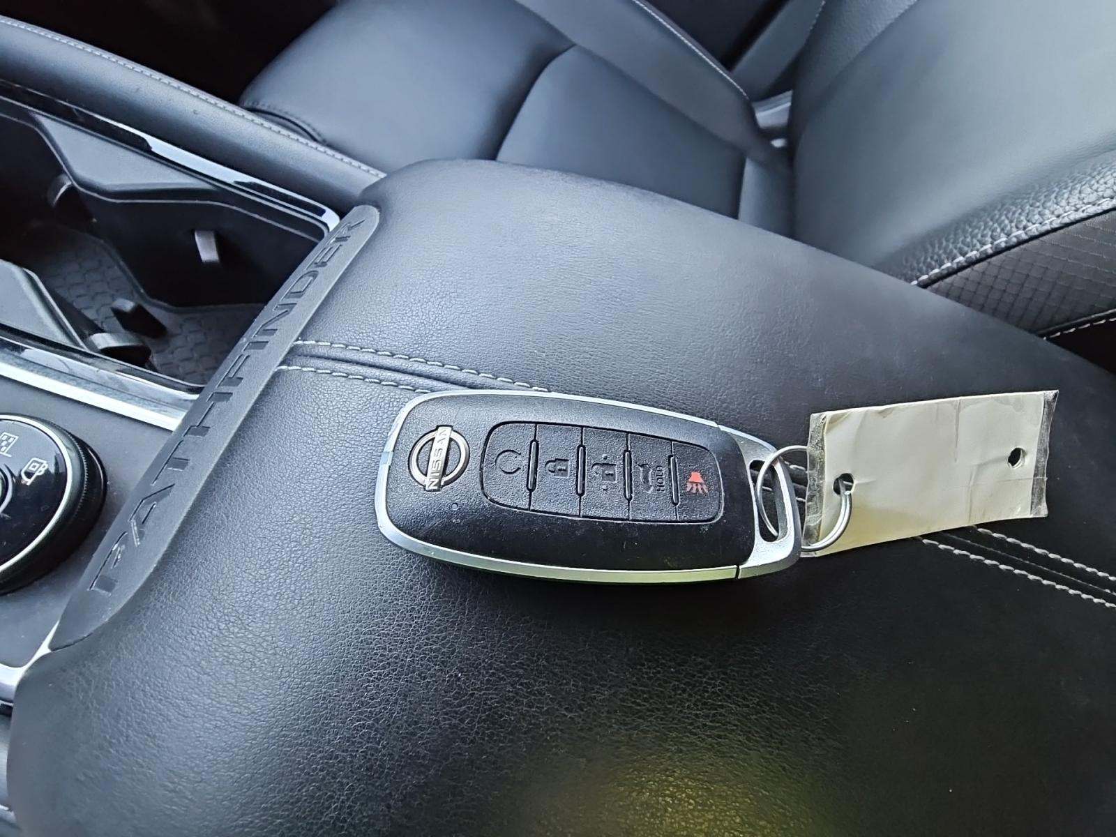 2023 Nissan Pathfinder SL AWD