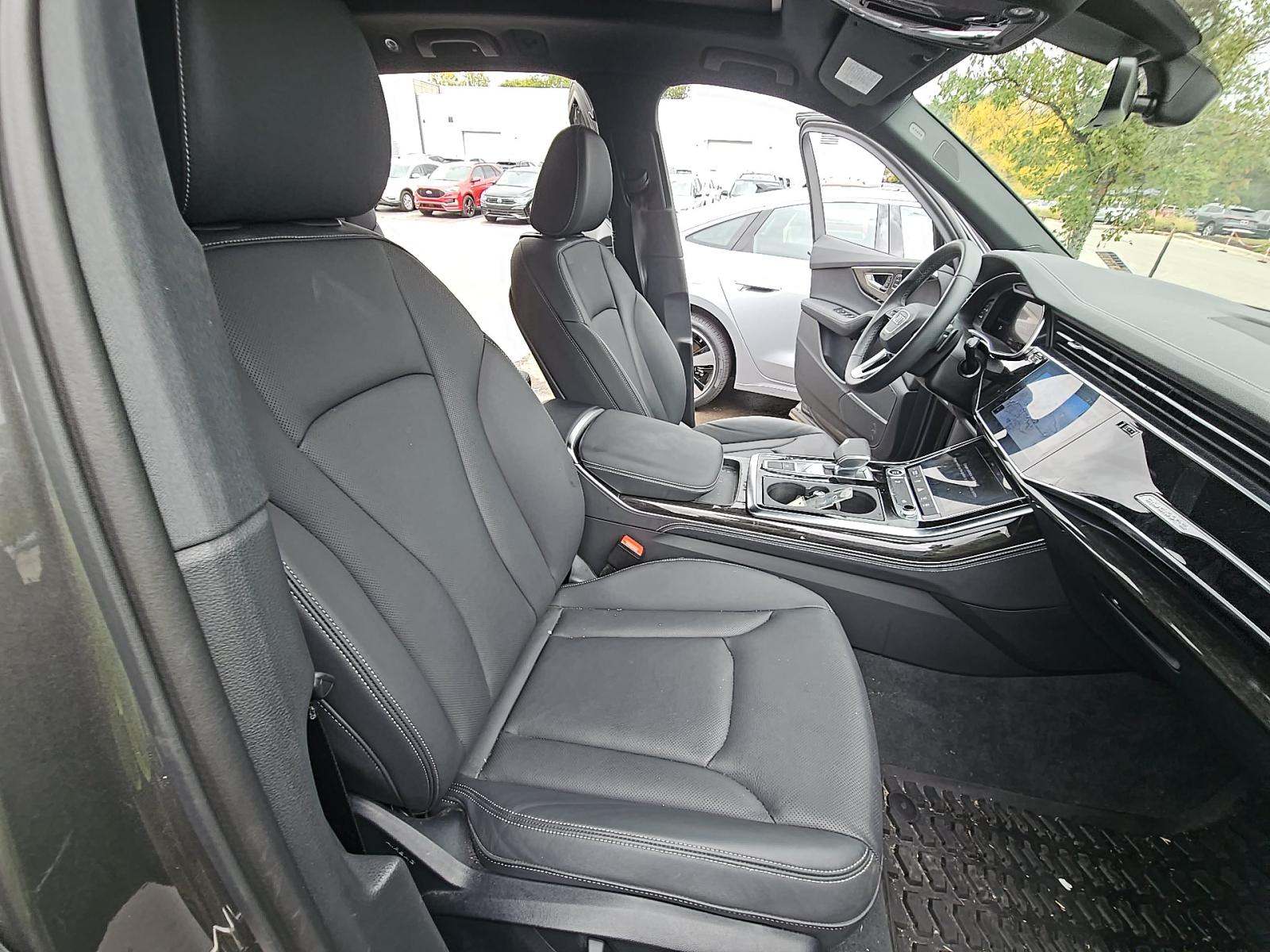 2025 Audi Q7 Premium Plus AWD