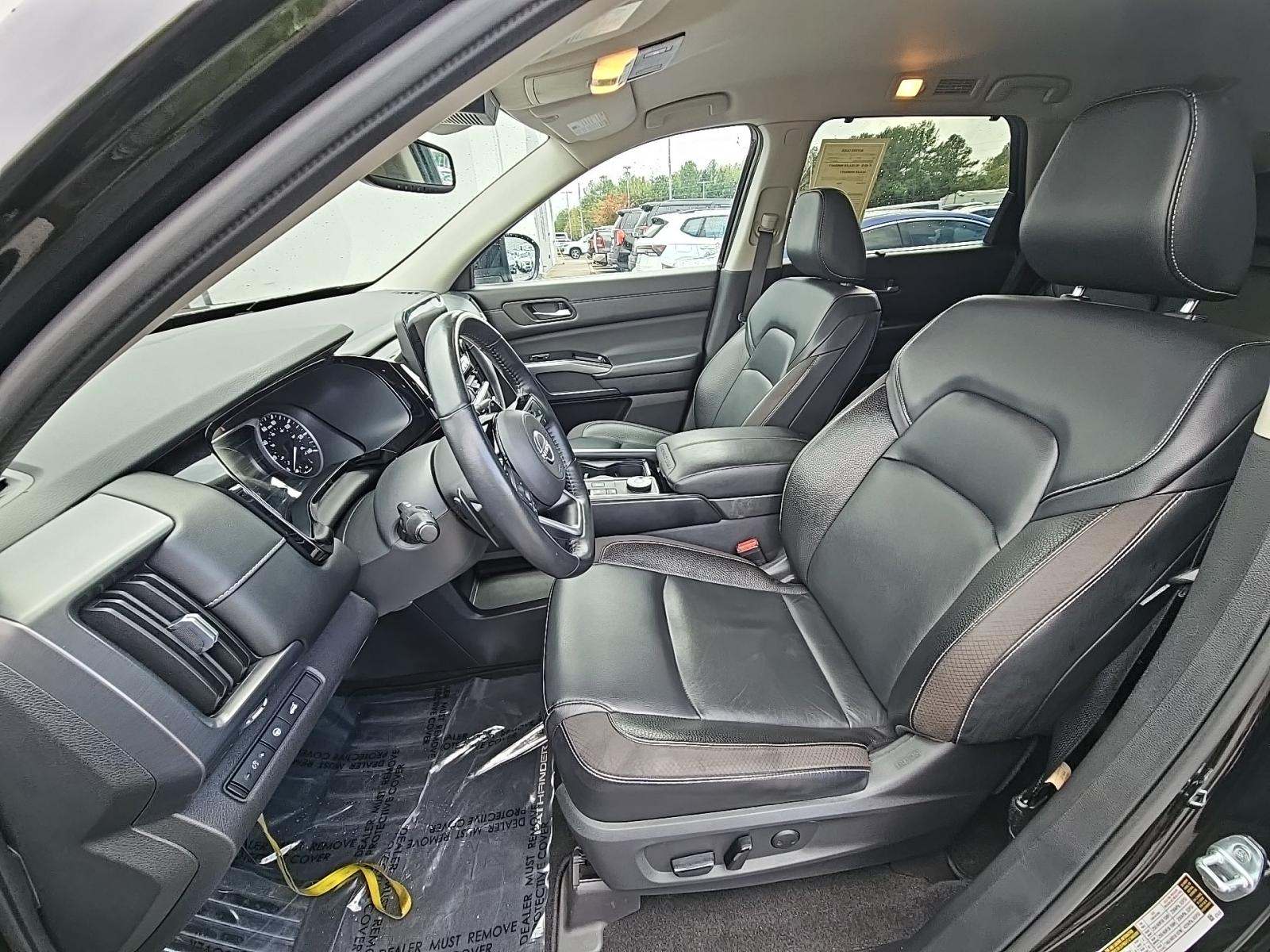 2022 Nissan Pathfinder SL AWD