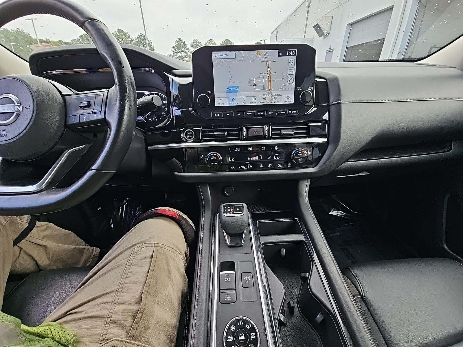 2022 Nissan Pathfinder SL AWD