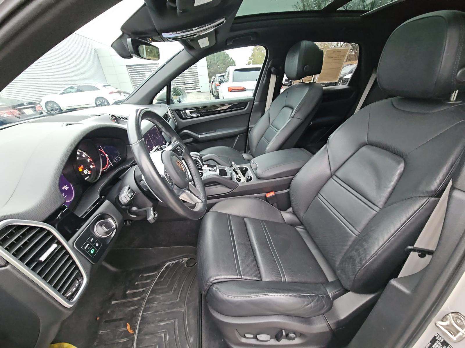 2023 Porsche Cayenne Platinum Edition AWD