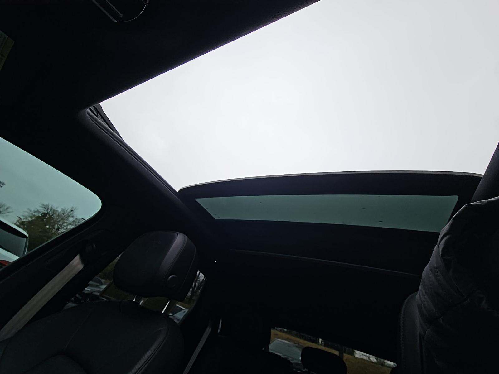 2023 Porsche Cayenne Platinum Edition AWD