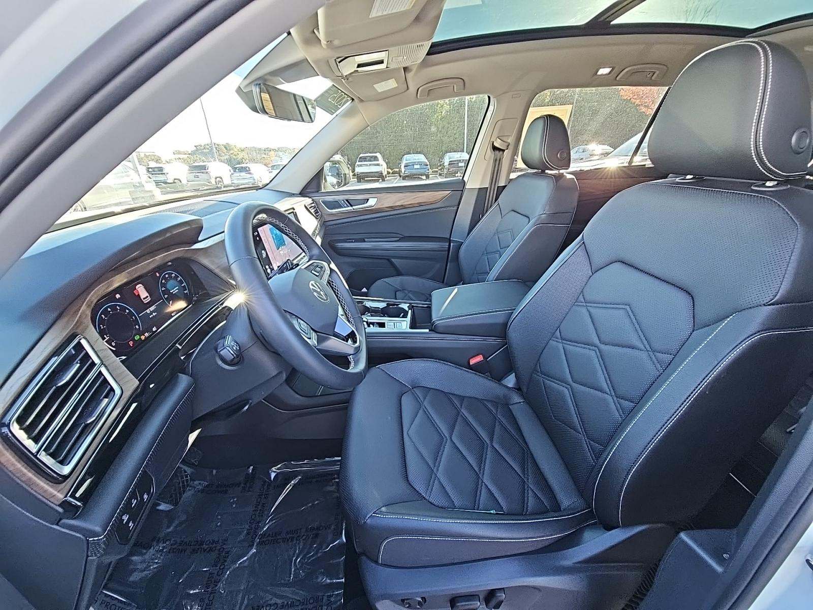 2025 Volkswagen Atlas 2.0T SE FWD