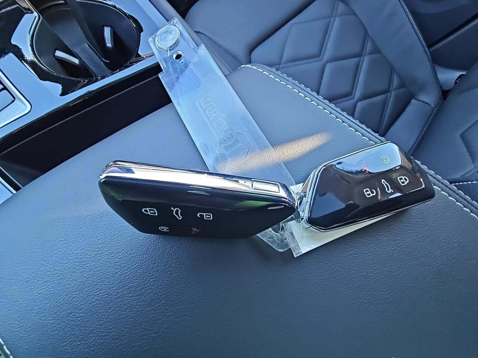 2025 Volkswagen Atlas 2.0T SE FWD