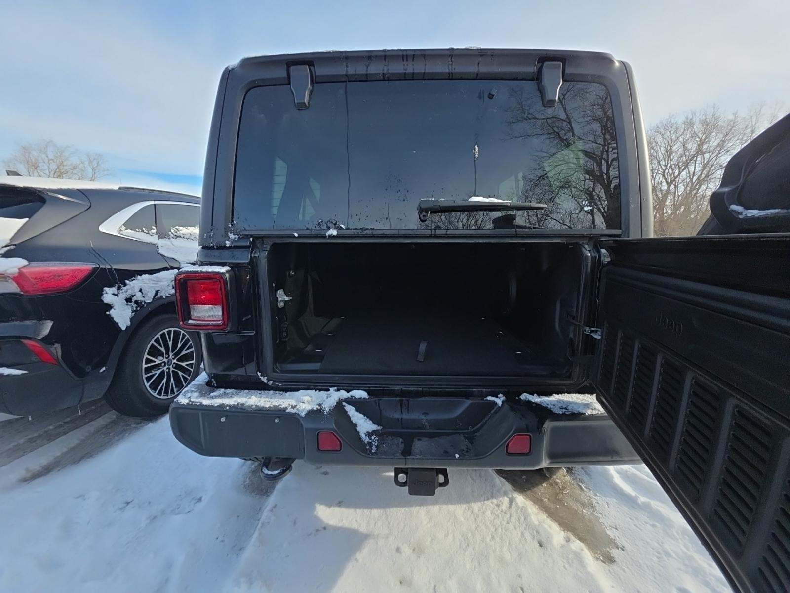 2023 Jeep Wrangler Sahara AWD