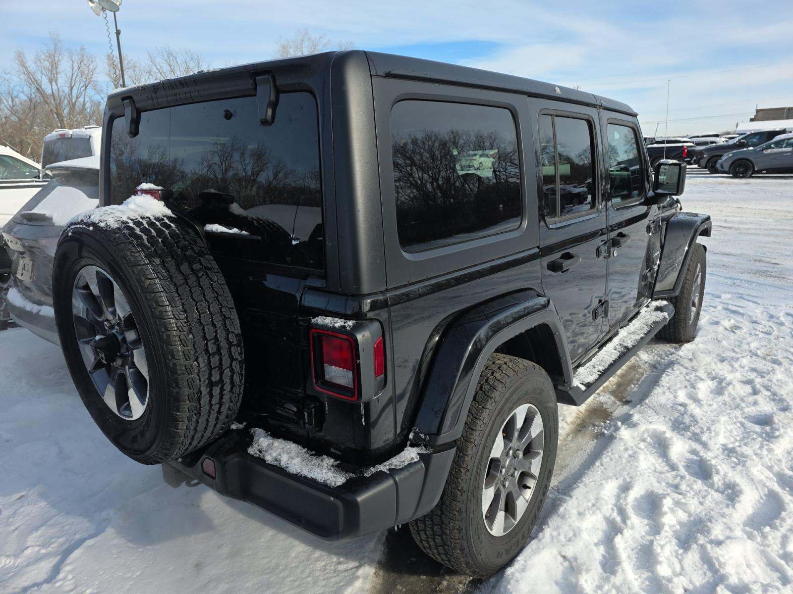 2023 Jeep Wrangler Sahara AWD