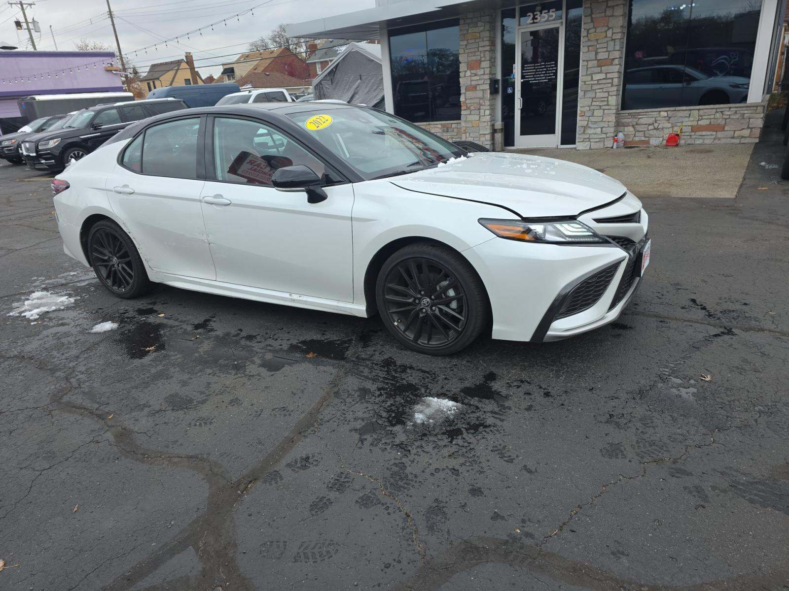 2022 Toyota Camry XSE FWD