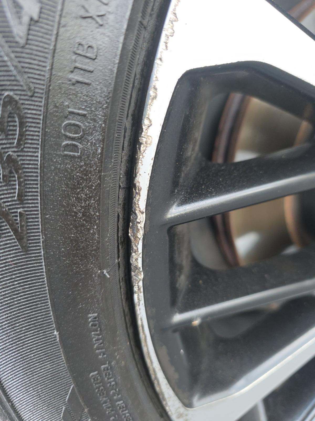 2023 Toyota Camry SE FWD