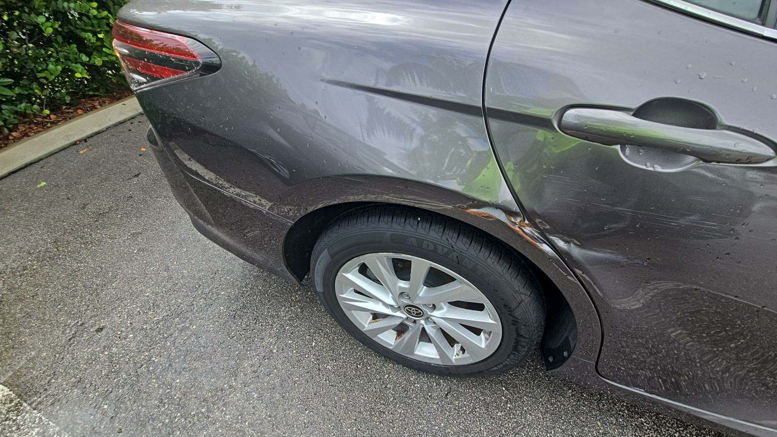 2021 Toyota Camry LE FWD