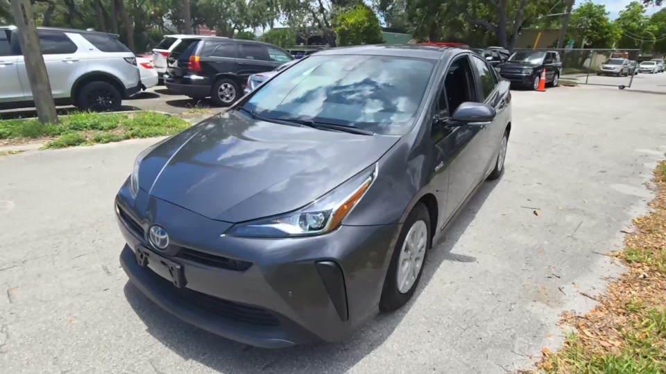 2019 Toyota Prius LE