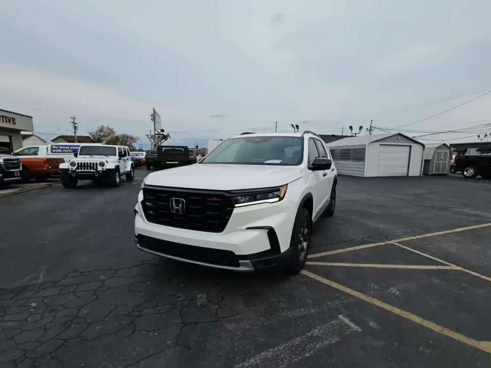 2023 Honda Pilot TrailSport AWD