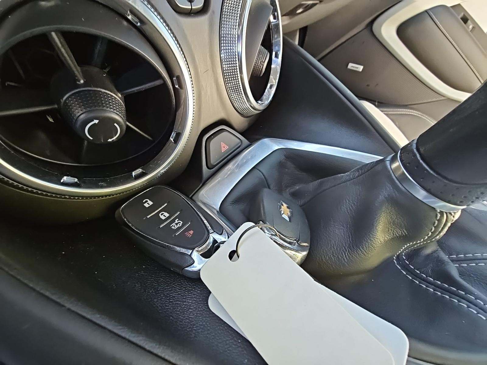 2022 Chevrolet Camaro 2LT RWD