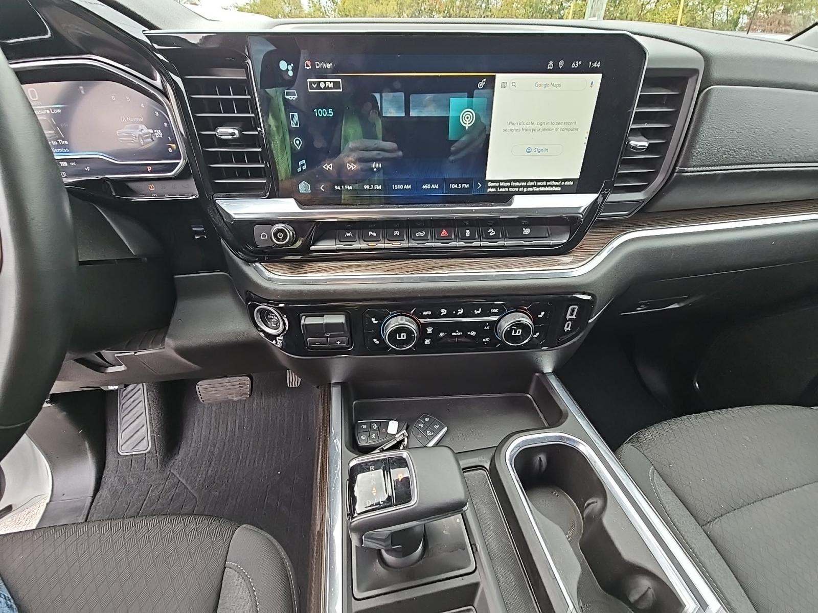 2024 Chevrolet Silverado 1500 RST AWD