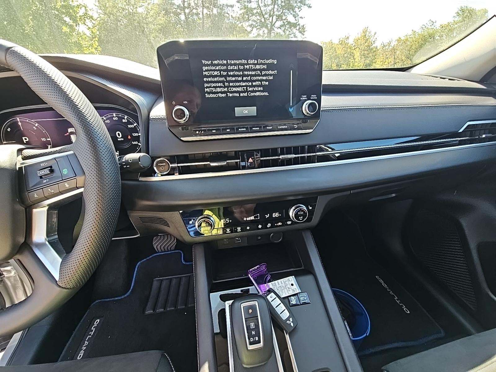 2024 Mitsubishi Outlander PHEV SE AWD