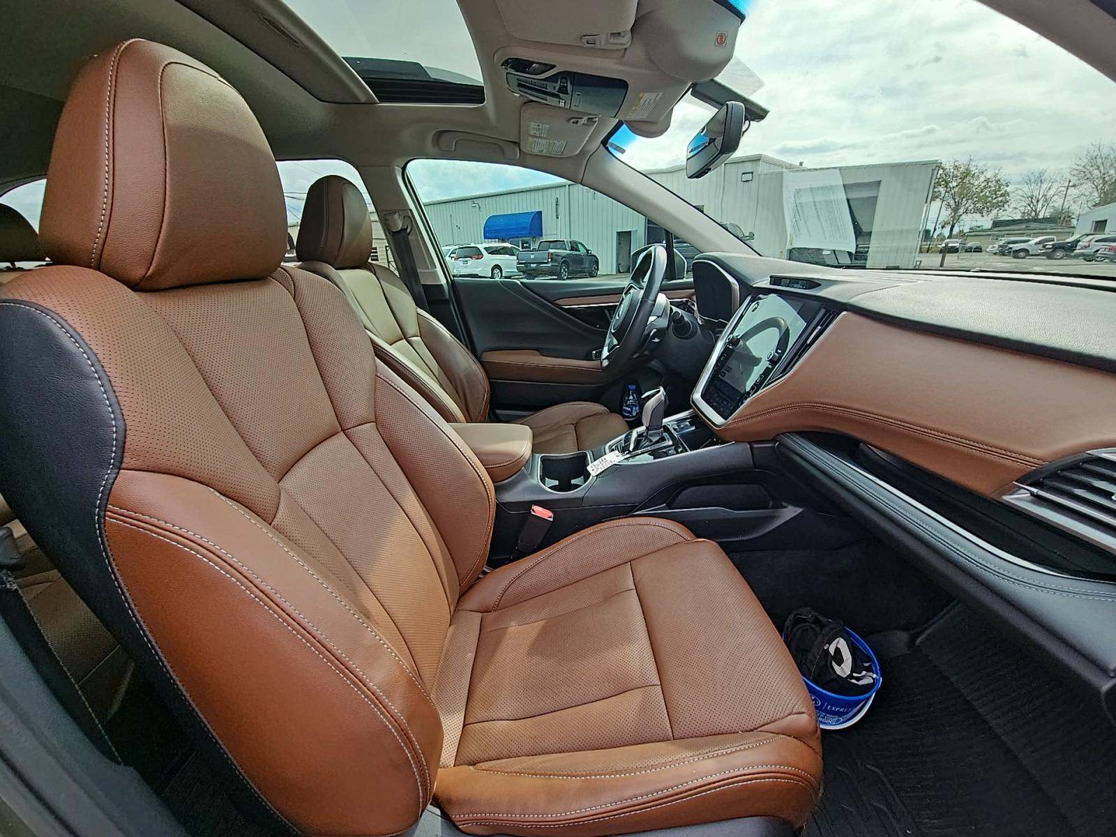 2022 Subaru Outback Touring AWD