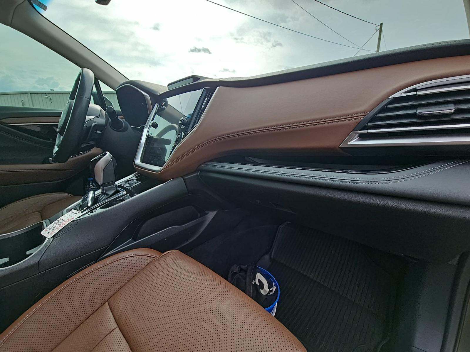 2022 Subaru Outback Touring AWD