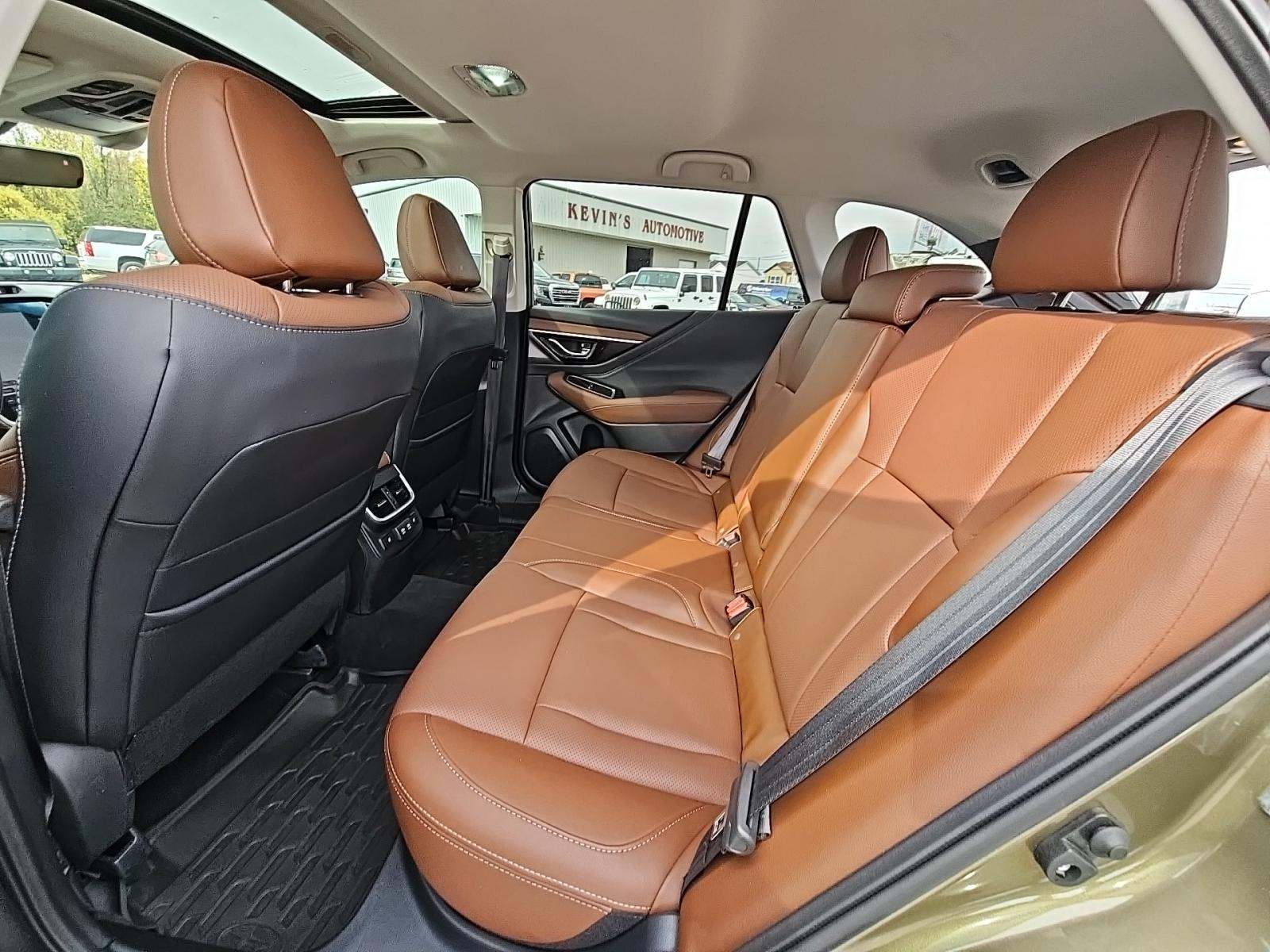 2022 Subaru Outback Touring AWD