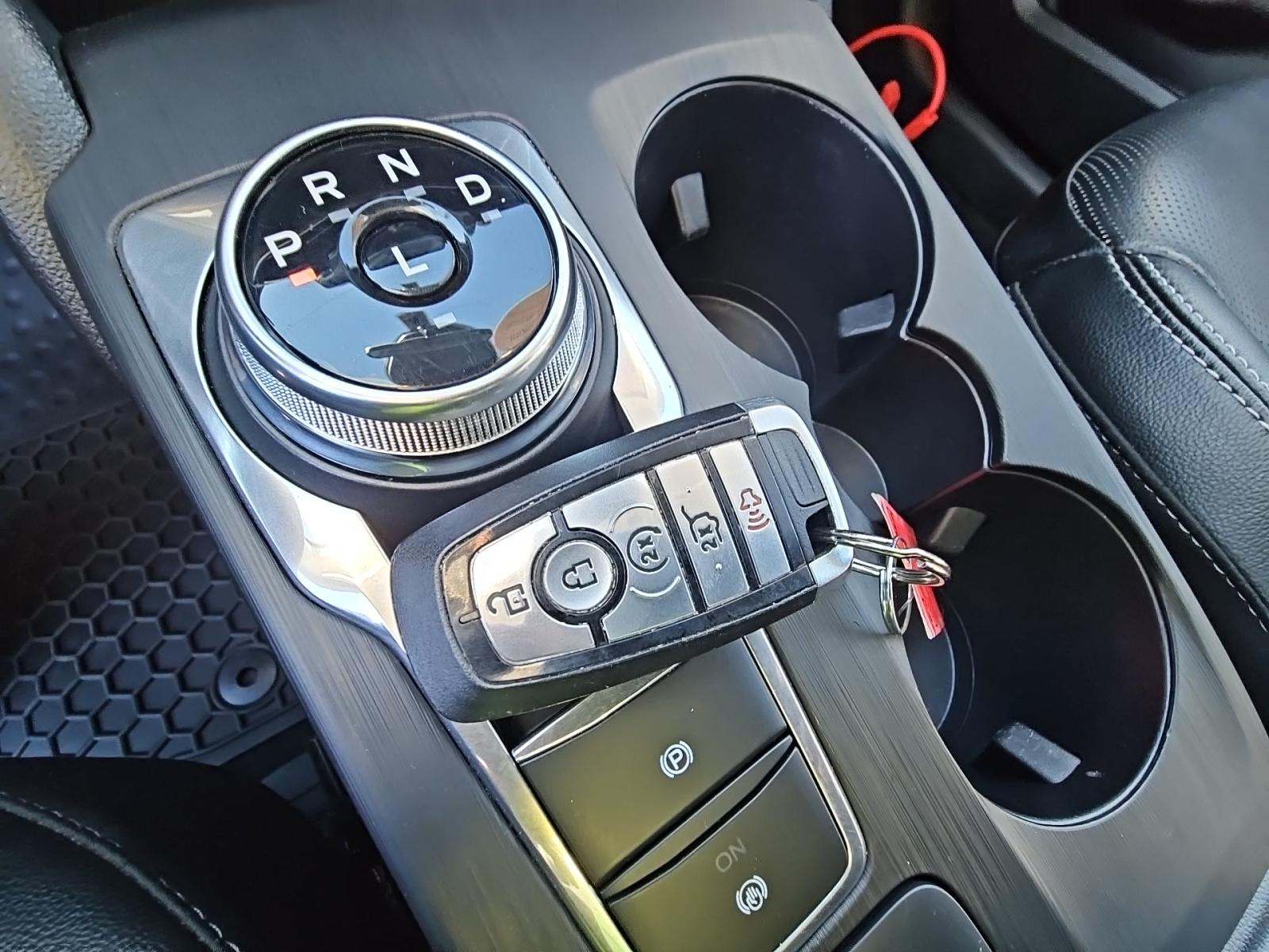 2022 Ford Escape SEL AWD