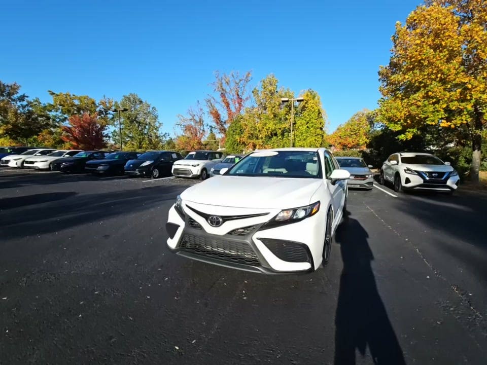 2023 Toyota Camry SE FWD