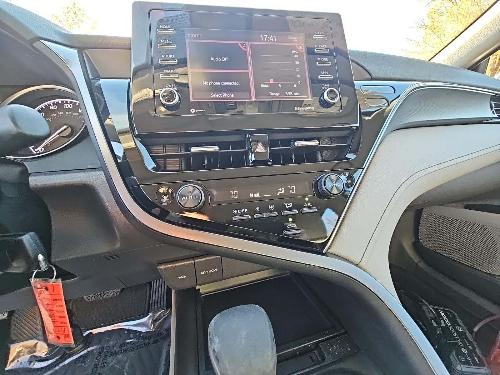 2023 Toyota Camry SE FWD