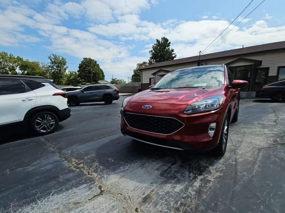 2022 Ford Escape Titanium AWD